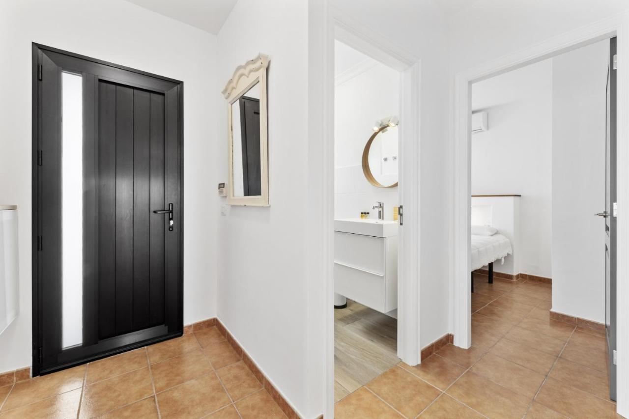 Villa 4 - Vipvipvillas 蒂亚斯 外观 照片